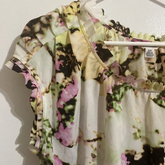 Calvin Klein tops - Picture 3 of 6